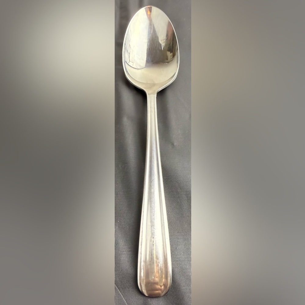 Wallace Silver Fleetline (Stainless) by‎ Wallace Silver Place/Oval Soup Spoon